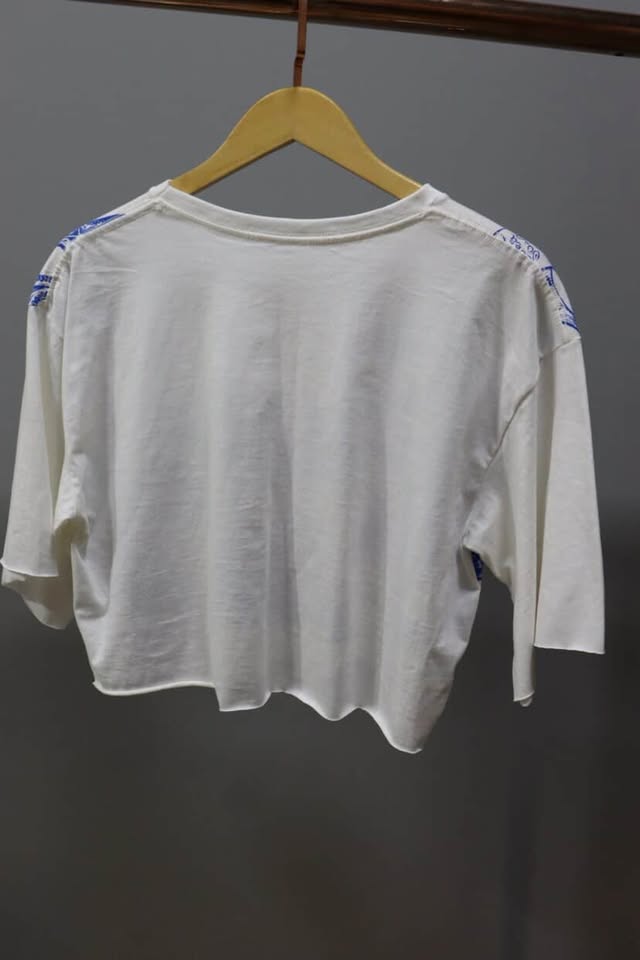 Cropped Oversized Donna Estampa Náutica - costas - Madame La Donna